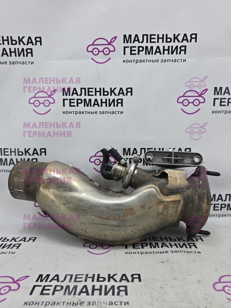 труба приемная глушителя BMW X5 F15 2013, 3.0 л., N57 D30 A, дизель, АКПП, mineralweiss metallic (a96), внедорожник 5 дв., полный привод, правый руль, 8575121, 18308517202, 7793766, 8575121, 8517202, 6514448 - фото №1