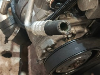 компрессор кондиционера BMW 5 серия E60/E61 [рестайлинг] E60 2010, 3.0 л., N52 B30 AF, бензин, АКПП, седан, задний привод, правый руль, 64526956715, 6956715