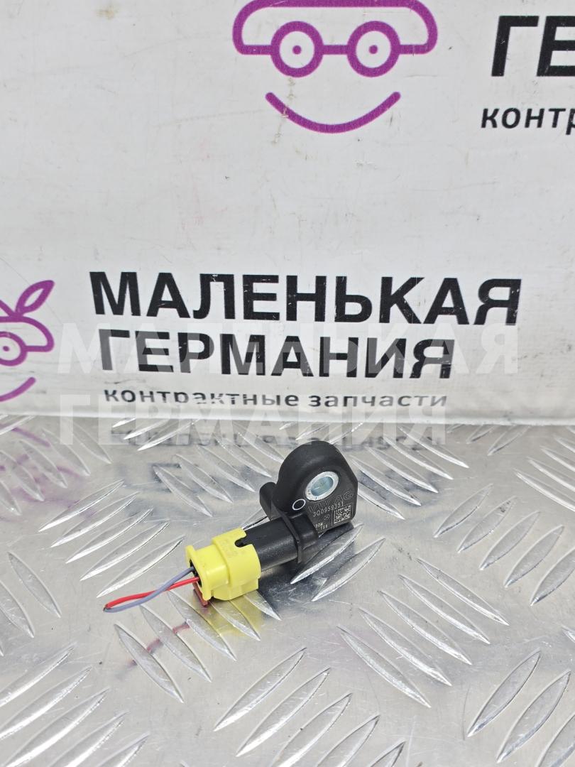 датчик удара Volkswagen Passat B8 2015, 1.8 л., CJSA, бензин, робот, 2t/c9x чёрный перламутр, седан, правый руль, 3Q0959351, 1718648, 0959351 - фото №1