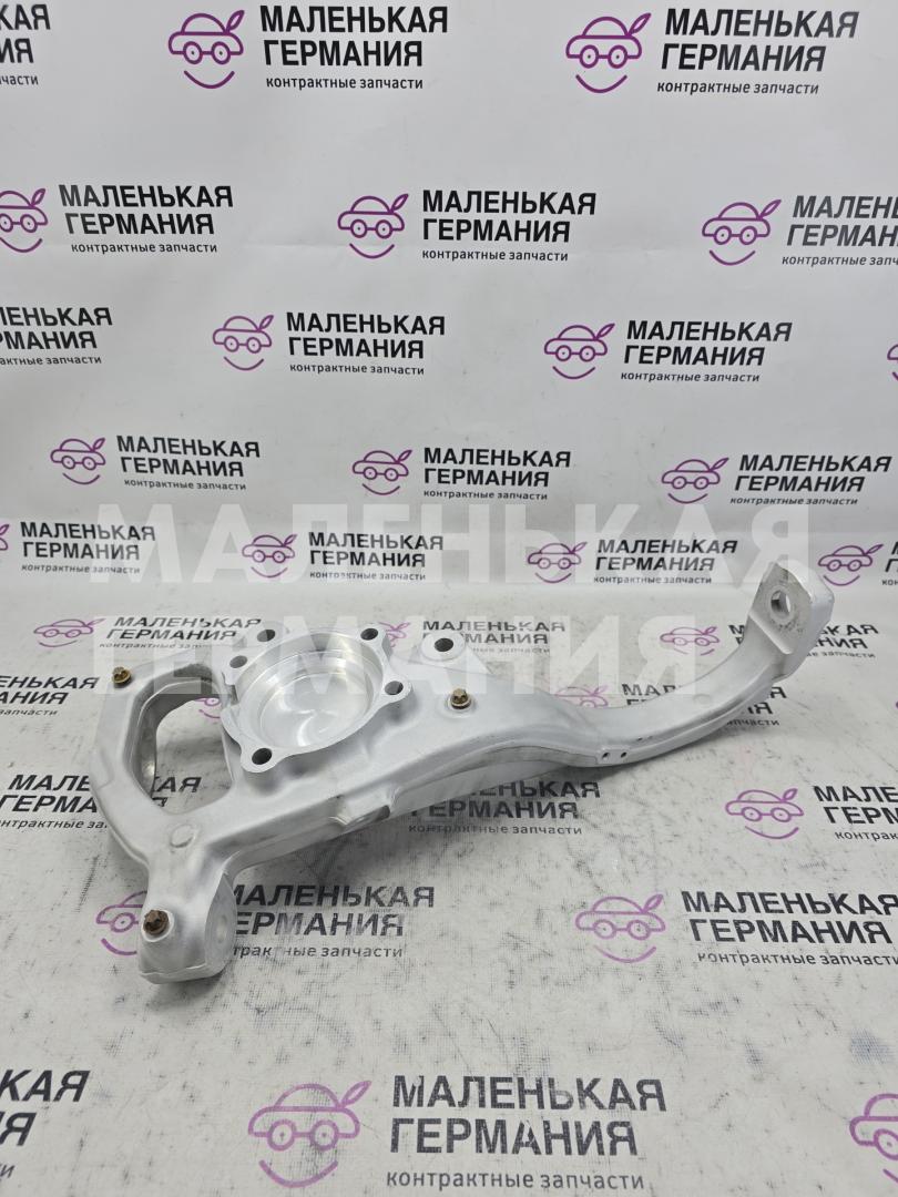 кулак поворотный правый Mercedes-Benz C-Класс W205/S205/C205 W205.042 2014, 2.0 л., M 274.920, бензин, АКПП, 755 серый, седан, задний привод, правый руль, A2052200, A2053322200 - фото №1