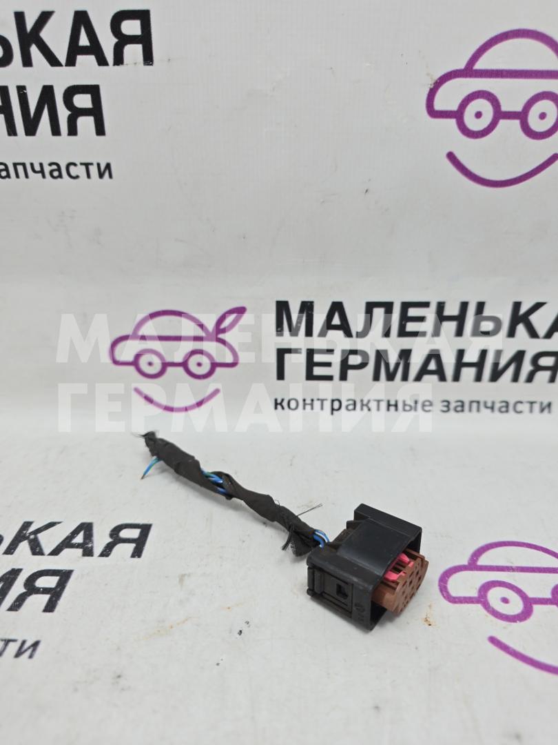 разъем (фишка) проводки BMW 5 серия G30/G31 G31 2017, 2.0 л., B48 B20 B, бензин, АКПП, alpinweiss 3 (300), универсал, правый руль, 8348668, 9656271 - фото №1