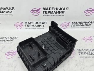 блок предохранителей Volkswagen Golf GTI 6 поколение 2011, 2.0 л., CCZB, бензин, робот, b4/b9a белый, хетчбэк 5 дв., передний привод, правый руль, 1K0937125D