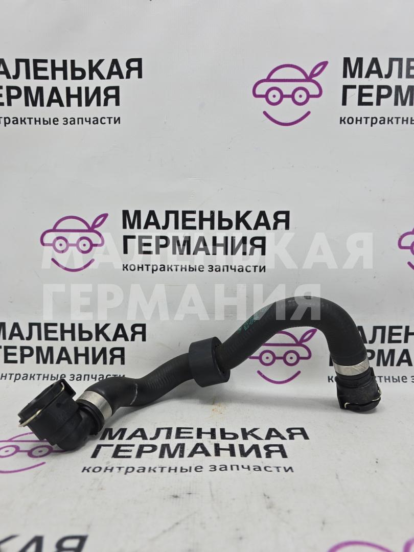 патрубок радиатора BMW X1 F48 2017, 2.0 л., B48 A20 B, бензин, АКПП, alpinweiss 3 (300), полный привод, правый руль, 17127617374, 7617374, 8627138 - фото №1