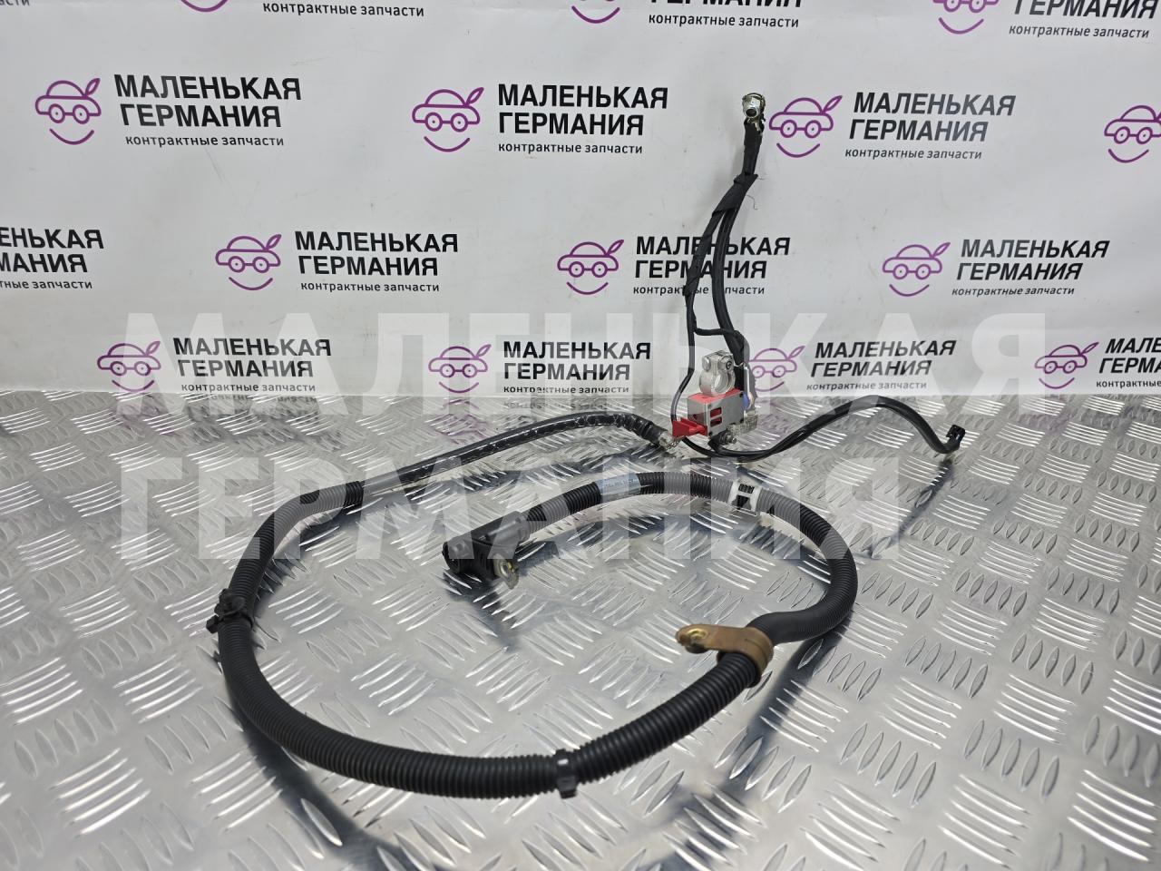 плюсовой провод аккумулятора Mercedes-Benz GLA-Класс X156 2014, 2.0 л., M 270.920, бензин, робот, белый calcite white (650u), хетчбэк 5 дв., полный привод, правый руль, A2465407832 - фото №1