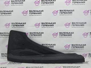 планка под капот Audi Q8 4M (2018 - 2023), 4M8805285A