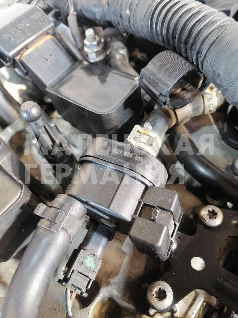 электромагнитный клапан Volkswagen Passat B8 2015, 1.8 л., CJSA, бензин, робот, 2t/c9x чёрный перламутр, седан, правый руль, 06H906517T - фото №1