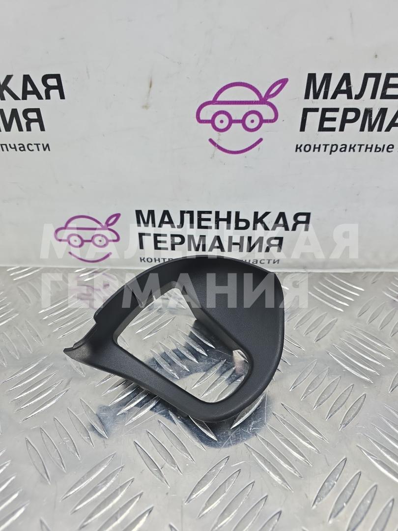 накладка петли багажника BMW 5 серия G30/G31 G30 2018, 2.0 л., B48 B20 A, бензин, АКПП, черный 475, седан, задний привод, правый руль, 51477373578, 7373578 - фото №1