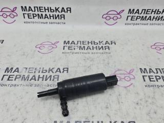 насос (моторчик) омывателя фар Volkswagen Golf GTI 6 поколение 2011, 2.0 л., CCZB, бензин, робот, b4/b9a белый, хетчбэк 5 дв., передний привод, правый руль, 3B7955681