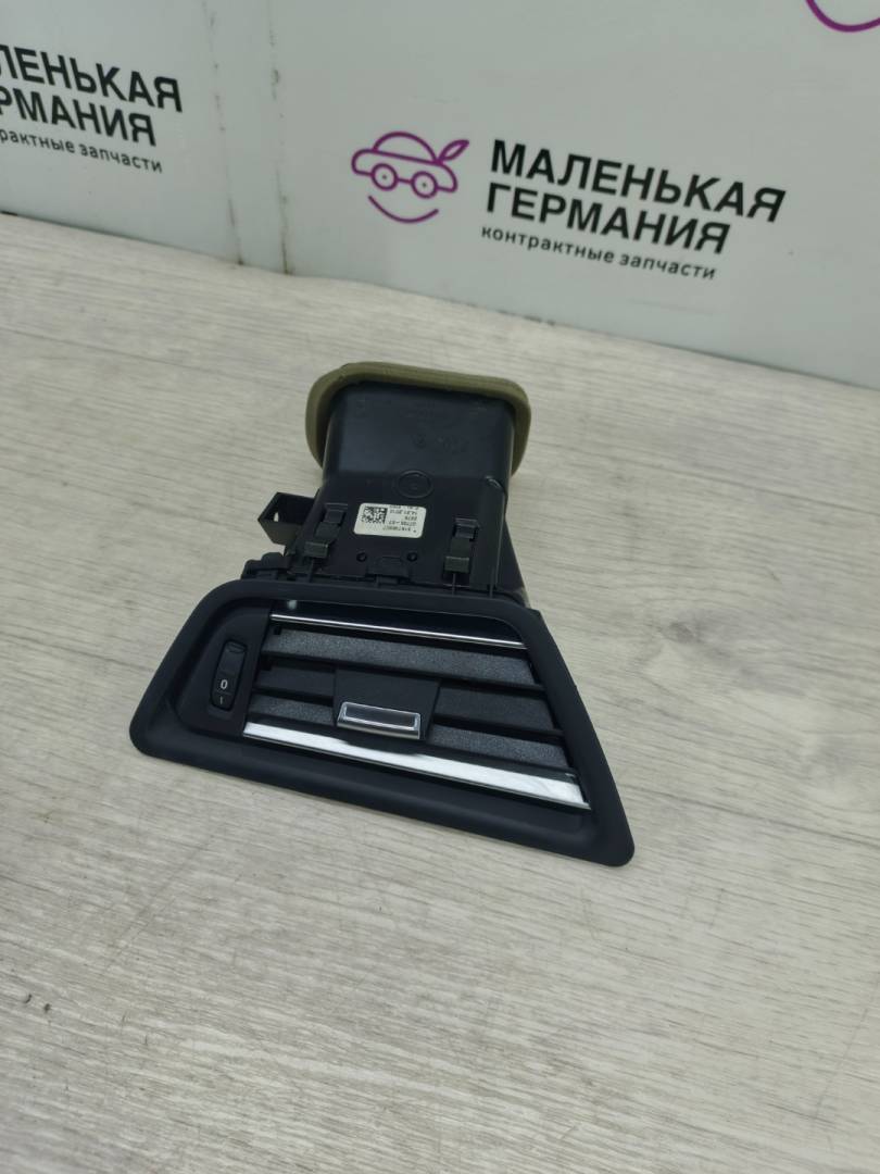 дефлектор обдува салона BMW 6 серия F06/F12/F13 2013, 4.4 л., N63 B44 B, бензин, black sapphire metallic (475), 64229197488, 9197488 - фото №1
