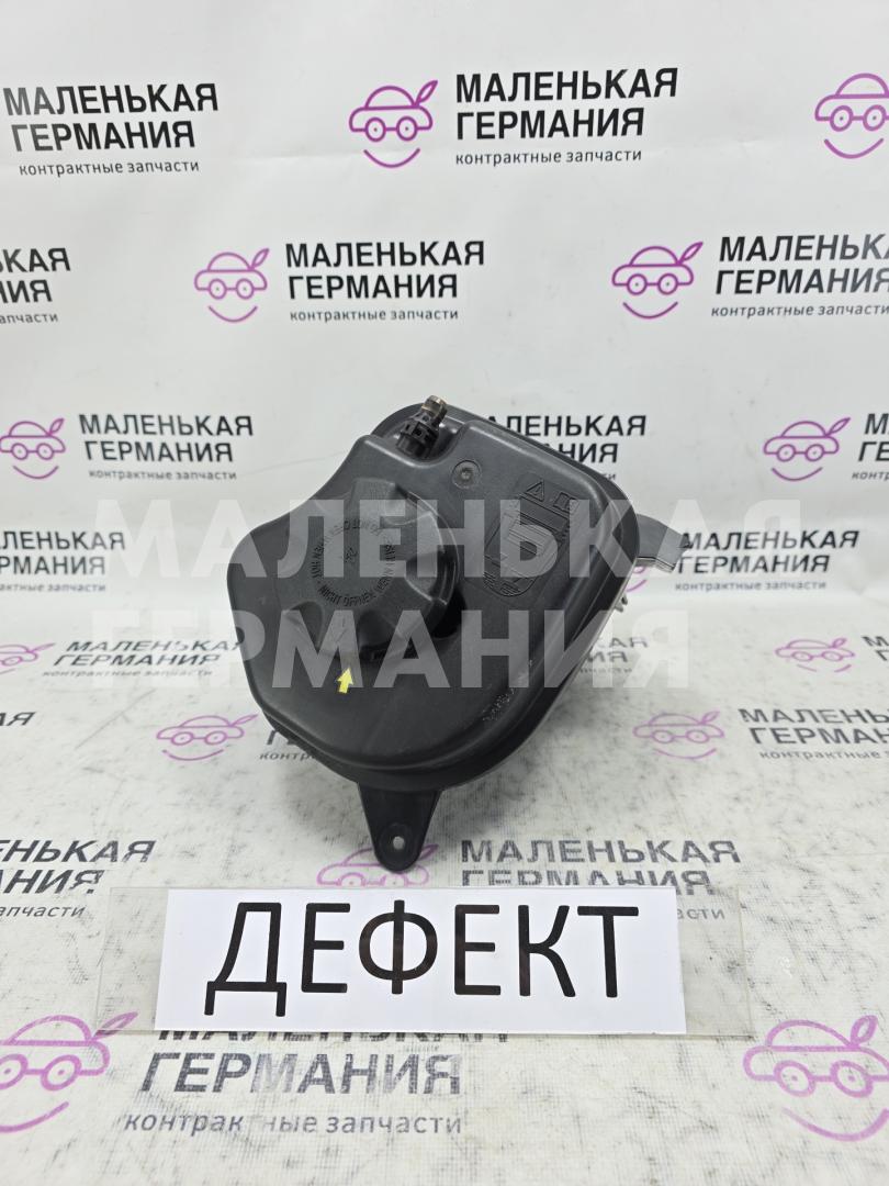 бачок расширительный BMW X5 F15 (2013 - 2018), 3.0 л., N57 D30 A, дизель, АКПП, 13177647290, 7647290, 17137552546, 7552546 - фото №1