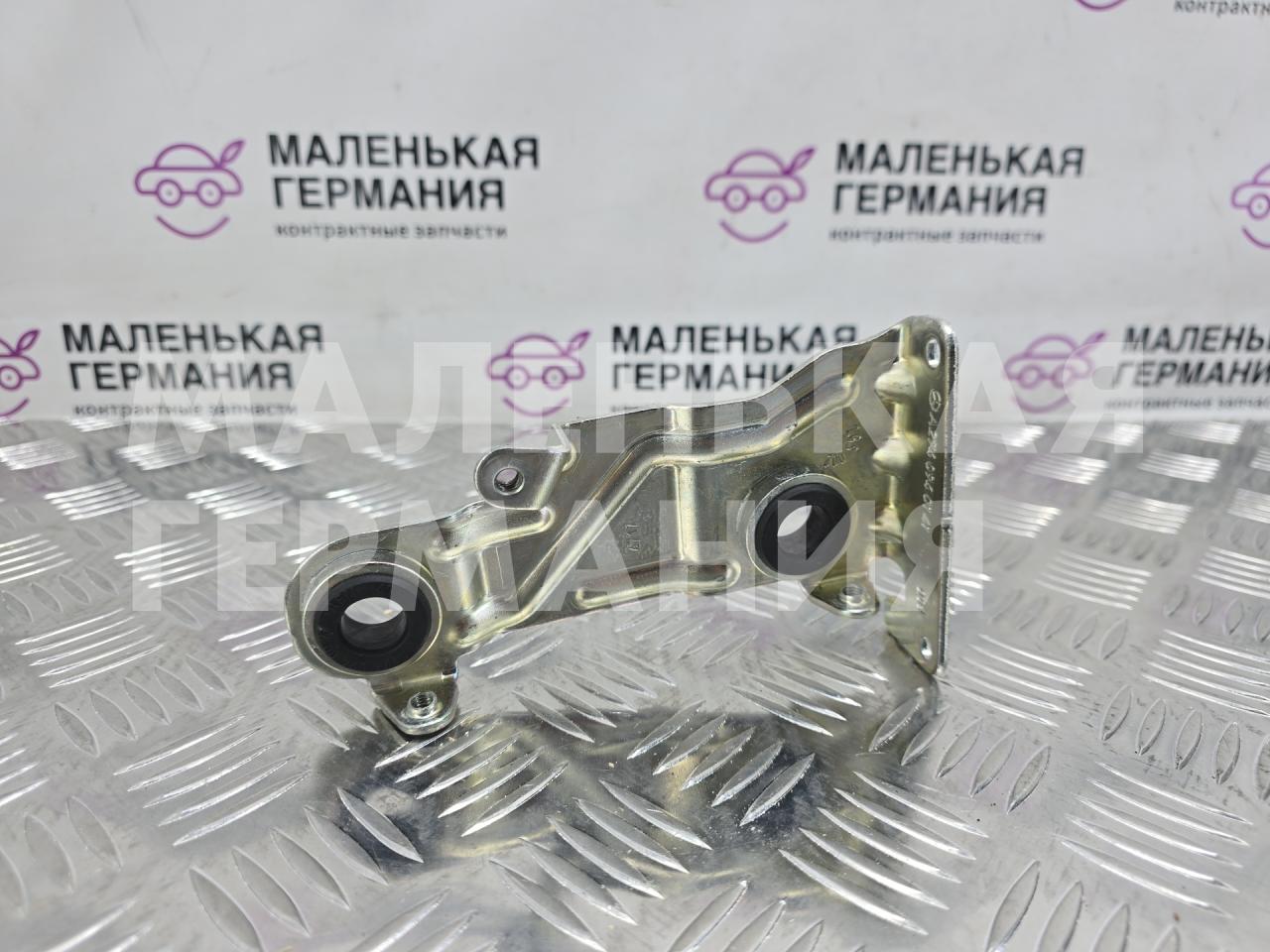 кронштейн (крепление) Mercedes-Benz E-Класс W213/S213/C238/A238 2018, 2.0 л., M 274.920, бензин, АКПП, 149 polar white или polarweiss, седан, задний привод, правый руль, A2740940141 - фото №1