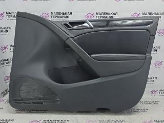 обшивка двери передняя правая Volkswagen Golf GTI 6 поколение 2011, 2.0 л., CCZB, бензин, робот, b4/b9a белый, хетчбэк 5 дв., передний привод, правый руль, 5K4867012