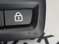 кнопка открытия багажника BMW X5 F15 2013, 3.0 л., N57 D30 A, дизель, АКПП, mineralweiss metallic (a96), внедорожник 5 дв., полный привод, правый руль, 61319275121, 9275121, 61319162645, 9162645 - фото №3