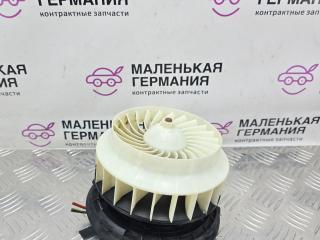 моторчик печки Mercedes-Benz C-Класс W205/S205/C205 W205.042 2014, 2.0 л., M 274.920, бензин, АКПП, 755 серый, седан, задний привод, правый руль, 0130309002
