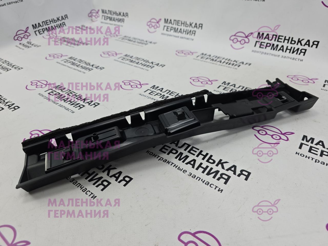 Кронштейн крепления порога BMW X1 F48 2016, 2.0 л., B47 C20 A, дизель, АКПП, alpinweiss 3 (300), передний привод, правый руль, 51777332334, 7332334 - фото №1