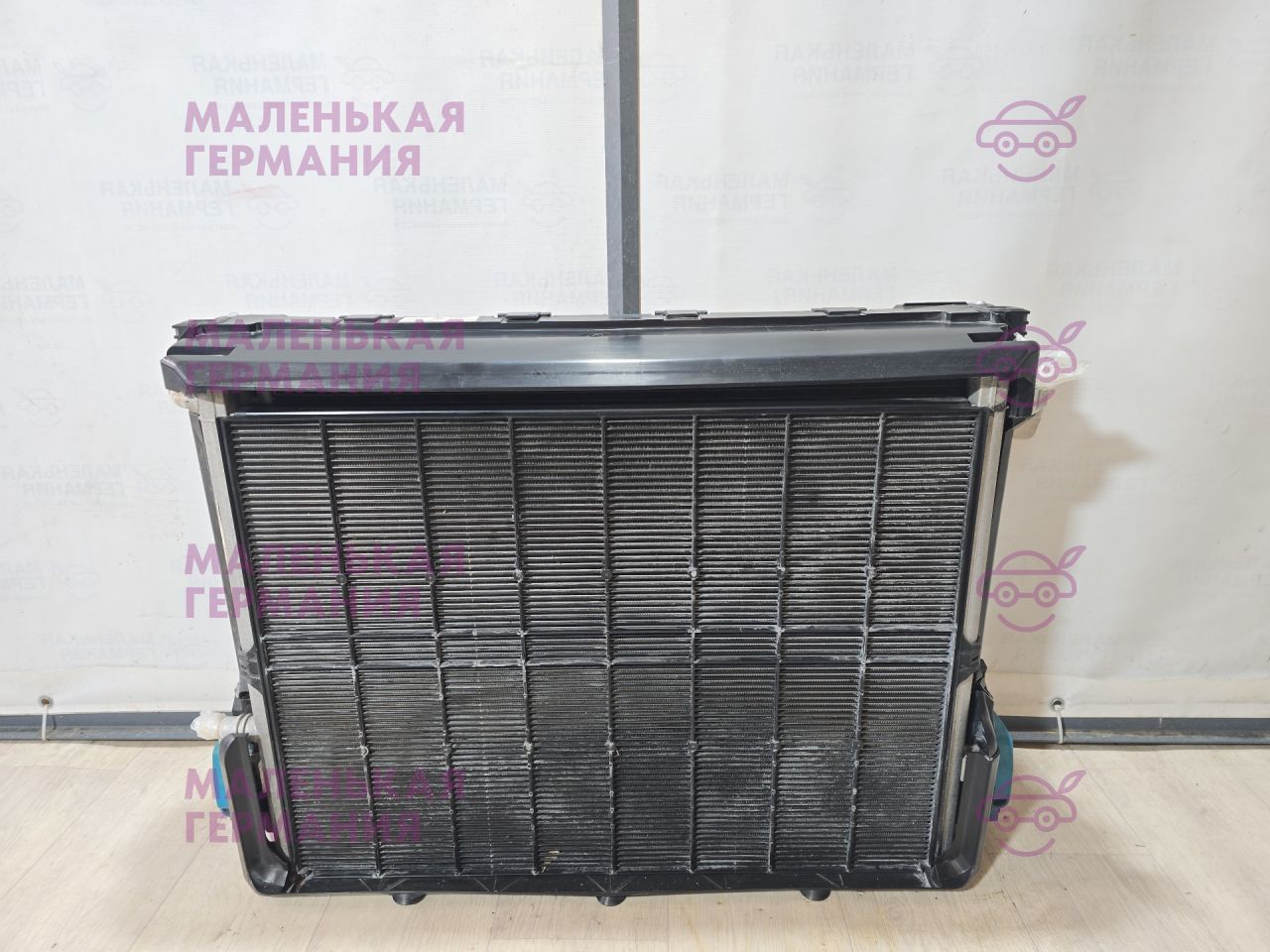 кассета радиаторов BMW 5 серия G30/G31 G30 2019, 4.4 л., N63 B44 C, бензин, АКПП, carbonschwarz metallic (416), седан, полный привод, 8484639, 8686162, 17119486414 - фото №1