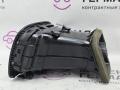 дефлектор обдува салона Volkswagen Golf GTI 6 поколение 2011, 2.0 л., CCZB, бензин, робот, b4/b9a белый, хетчбэк 5 дв., передний привод, правый руль, 5K0819703K, 5K0819709D - фото №4