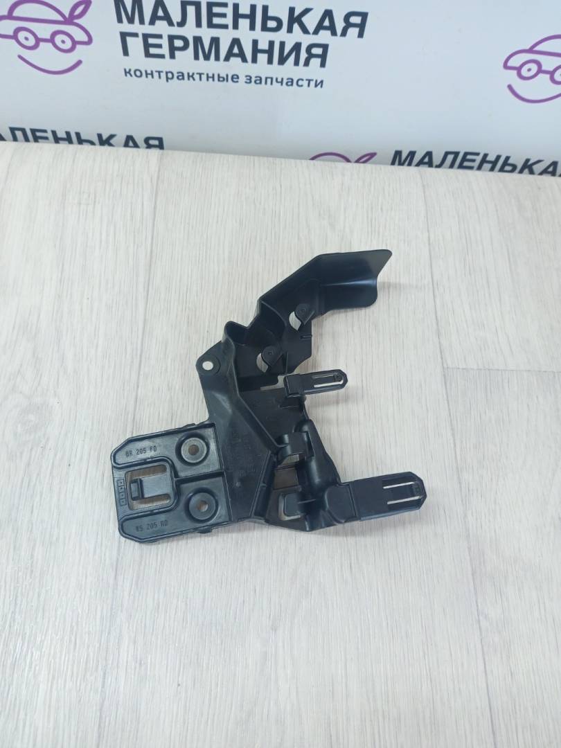 кронштейн замка кабины Mercedes-Benz C-Класс W205/S205/C205 2014, 2.0 л., M 274.920, бензин, АКПП, белый, седан, задний привод, правый руль, A2057230314 - фото №1