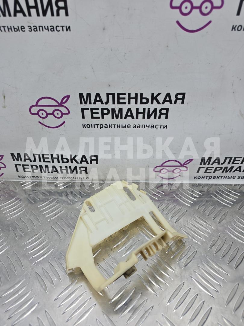 кронштейн (крепление) BMW 5 серия G30/G31 G30 2017, 2.0 л., B47 D20 A, дизель, АКПП, black sapphire metallic (475), седан, задний привод, правый руль, 6869995, 34526869995 - фото №1
