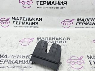 пластик Volkswagen Passat B8 2015, 1.8 л., CJSA, бензин, робот, 2t/c9x чёрный перламутр, седан, правый руль, 3G5827520