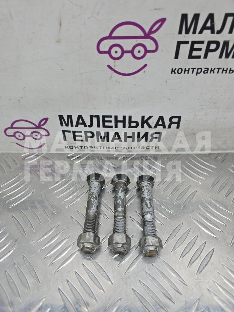 болт BMW 1 серия F20/F21 F20 2013, 3.0 л., N55 B30 A, бензин, АКПП, 300, u300 — alpinweiss iii, хетчбэк 5 дв., задний привод, правый руль, 26117527475, 26127536563, 7527475, 7536563 - фото №1