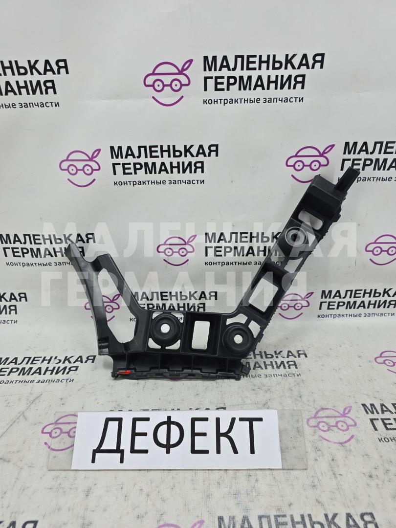 Крепление бампера заднего Volkswagen Golf GTI 6 поколение 2011, 2.0 л., CCZB, бензин, робот, b4/b9a белый, хетчбэк 5 дв., передний привод, правый руль, 5K6807393C - фото №1