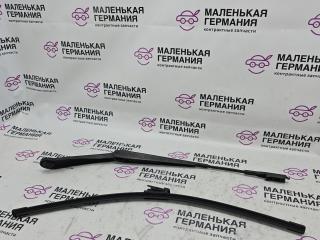 щеткодержатель (поводок стеклоочистителя, дворник) Mercedes-Benz A-Класс W176 2013, 2.0 л., M 270.920, бензин, робот, серый, хетчбэк 5 дв., передний привод, правый руль, A1768200344