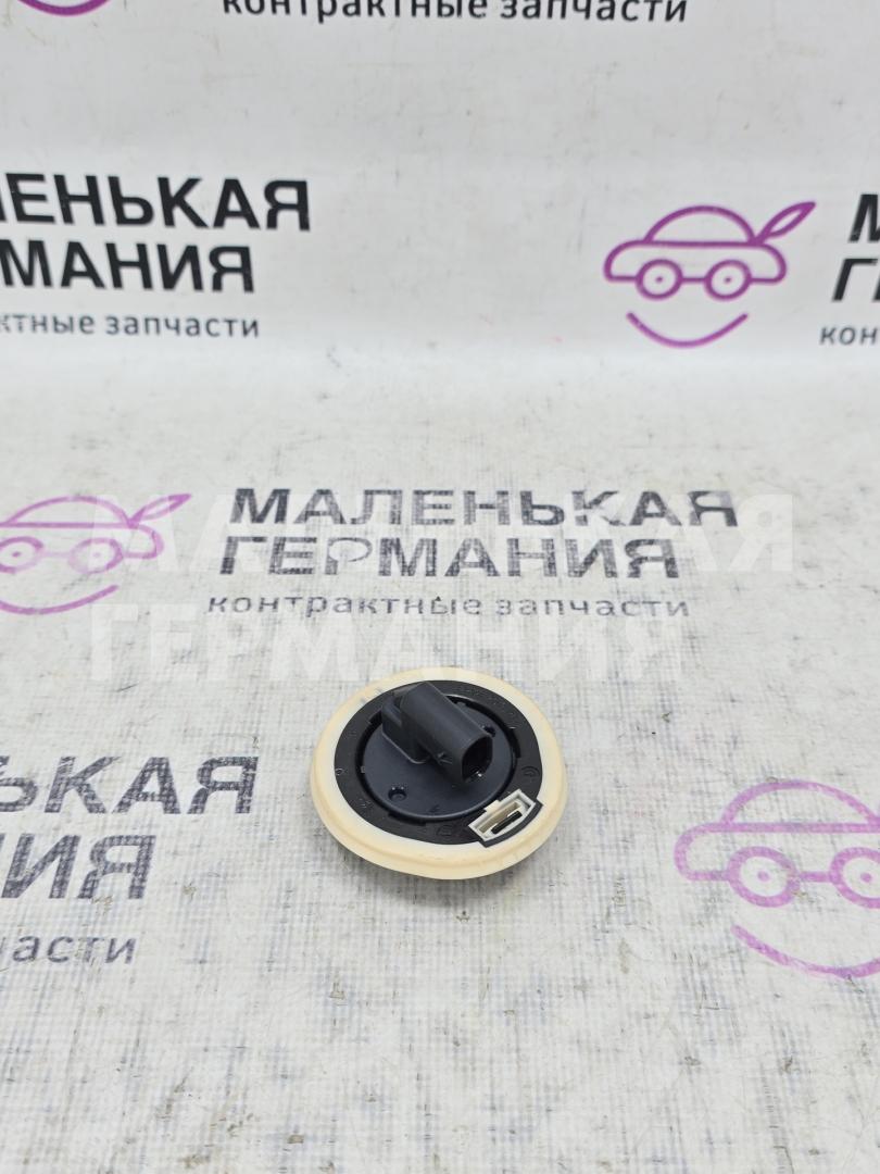 датчик удара Volkswagen Golf GTI 6 поколение 2011, 2.0 л., CCZB, бензин, робот, b4/b9a белый, хетчбэк 5 дв., передний привод, правый руль, 5K0959354, 5WK44007 - фото №1