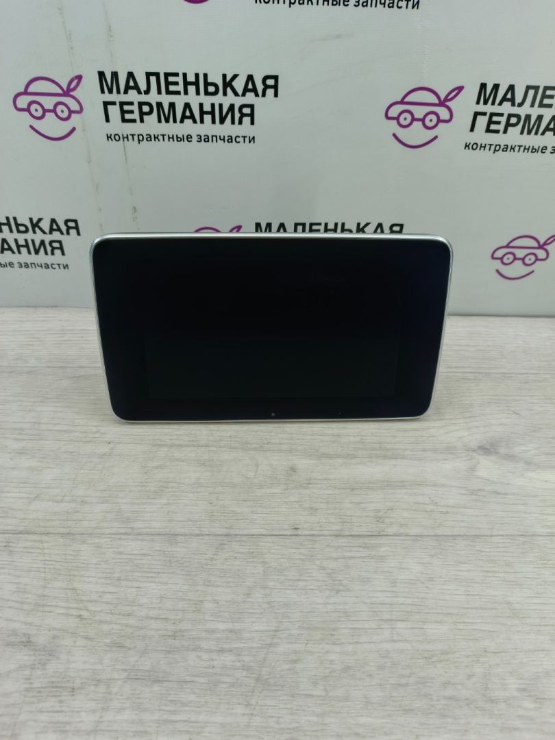 монитор мультимедиа Mercedes-Benz C-Класс W205/S205/C205 2014, 2.0 л., M 274.920, бензин, АКПП, белый, седан, задний привод, правый руль, A2059002211, A2059012807, A2059020702 - фото №1