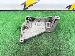 кронштейн генератора Volkswagen Transporter T5 (2003 - 2009), 2.5 л., AXD, дизель, 070903143C