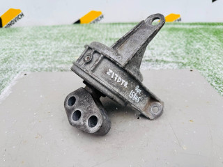 кронштейн двигателя Opel Astra H (2004 - 2007), 1.7 л., Z 17 DTR, дизель, 13125627