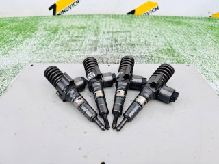 форсунка Volkswagen Golf 5 поколение (2003 - 2009), 2.0 л., BKD, дизель, 03G130073G, 0414720404