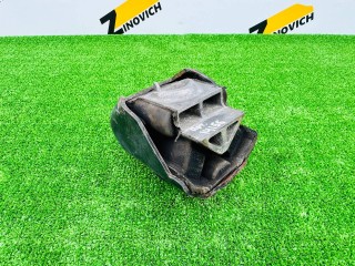 подушка крепления двигателя Mercedes-Benz Sprinter 2 поколение (W906) (2006 - 2014), A9062411713, A9062411613