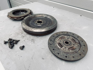 комплект сцепления Volkswagen Golf 3 поколение (1991 - 2000), 1.9 л., 1X, дизель, 068105271F