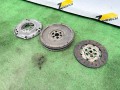 комплект сцепления Volkswagen Golf 4 поколение (1997 - 2006), 1.9 л., AXR, дизель, 038141032D, 038105266AQ, 038105264H, 2221005099 - фото №2