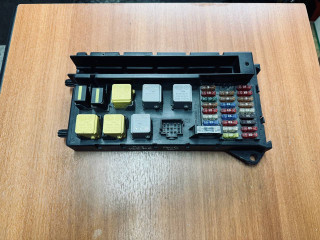 блок предохранителей Mercedes-Benz Sprinter 2 поколение (W906) (2006 - 2014), A9065454701, A0025422619, 0035420219, A0025421419