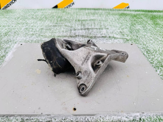 кронштейн КПП Audi A4 B7 (2004 - 2009), 3.0 л., ASB, дизель, АКПП, 4F0399113