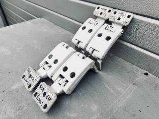 петля двери Mercedes-Benz Sprinter 2 поколение [рестайлинг] (W906) (2014 - 2018), A9067400237, A9067400037, A9067400137, A9067400337