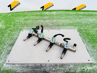 топливная рампа Opel Astra H (2004 - 2007), 1.6 л., Z 16 XER, бензин, 55559375, 17206325, 86441462, 25380933