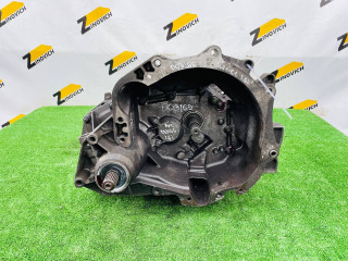 КПП механическая (МКПП) Mitsubishi Carisma 1 поколение [рестайлинг] 2000, 1.3 л., бензин, 5МКПП, 7700599939, 7700600105