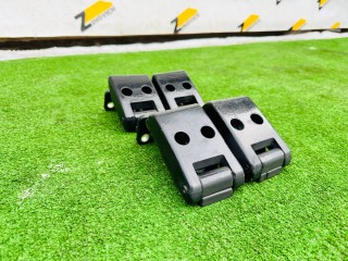 петля двери Mercedes-Benz Sprinter 2 поколение [рестайлинг] (W906) (2014 - 2018), A9067400737, A9067400537, A9067400437, A9067400637