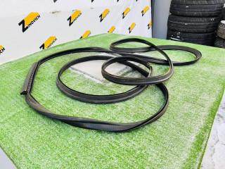 уплотнитель Mercedes-Benz Sprinter 2 поколение [рестайлинг] (W906) (2014 - 2018), A9066970198