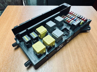 блок предохранителей Mercedes-Benz Sprinter 2 поколение (W906) (2006 - 2014), A9065454701, A0025422619, A0009828123, 0035420219