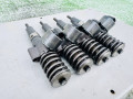 форсунка Volkswagen Golf 5 поколение (2003 - 2009), 2.0 л., BKD, дизель, 03G130073G, 0414720404 - фото №7