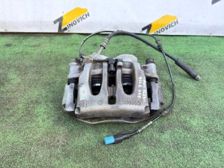 суппорт передний правый Mercedes-Benz Sprinter W907/W910 (2018 - 2026), передний привод, A9104216200, A9105404105, C95008, C95104