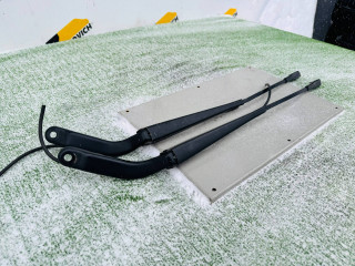 щеткодержатель (поводок стеклоочистителя, дворник) Mercedes-Benz Sprinter 2 поколение [рестайлинг] (W906) (2014 - 2018), A0018205944, A9068200644