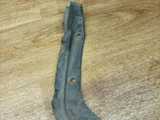 защита арок задняя правая (подкрылок) Toyota Avensis 1 поколение (T220) 1999, 1.8 л., 7A-FE, бензин, МКПП, лифтбэк, 52591-05020