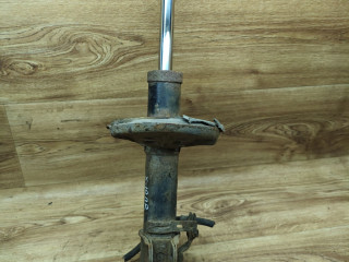 амортизатор передний правый Toyota Picnic 1 поколение 1998, 2.2 л., 3C-TE, дизель, МКПП, минивэн