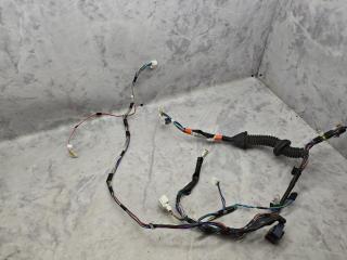 дверная проводка Toyota Avensis 2 поколение (T250) 2006, 1.8 л., бензин, МКПП, седан, 82152-05450