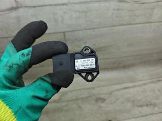 датчик абсолютного давления Volkswagen Transporter T5 2005, 2.5 л., AXD, дизель, МКПП, микроавтобус, 0281002401, 038906051C